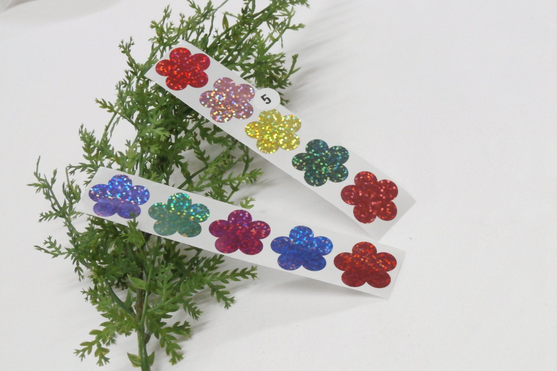 Sticker: 100 Sticker Glitzer Blumen (5) – Nuovo e nell'imballaggio originale da Blatten b. Naters venduto da Hobschelti