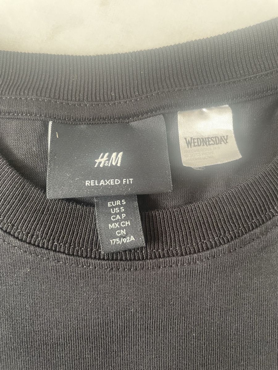 H&M T-shirt: WEDNESDAY T-Shirt Gr. S – Nuovo (secondo la descrizione) da Amriswil venduto da einkaufverkauf 1