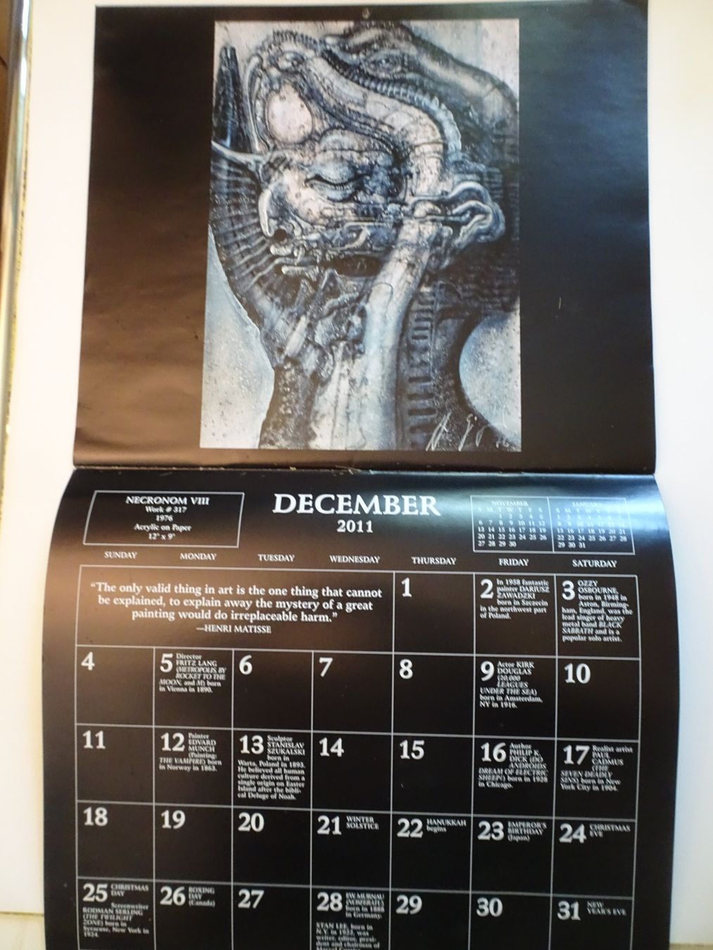 Calendari: H.R. Giger Kalender 2011, 35.5 x 30.5 cm – Usato da Schönenwerd venduto da schnitzunddrunter 2