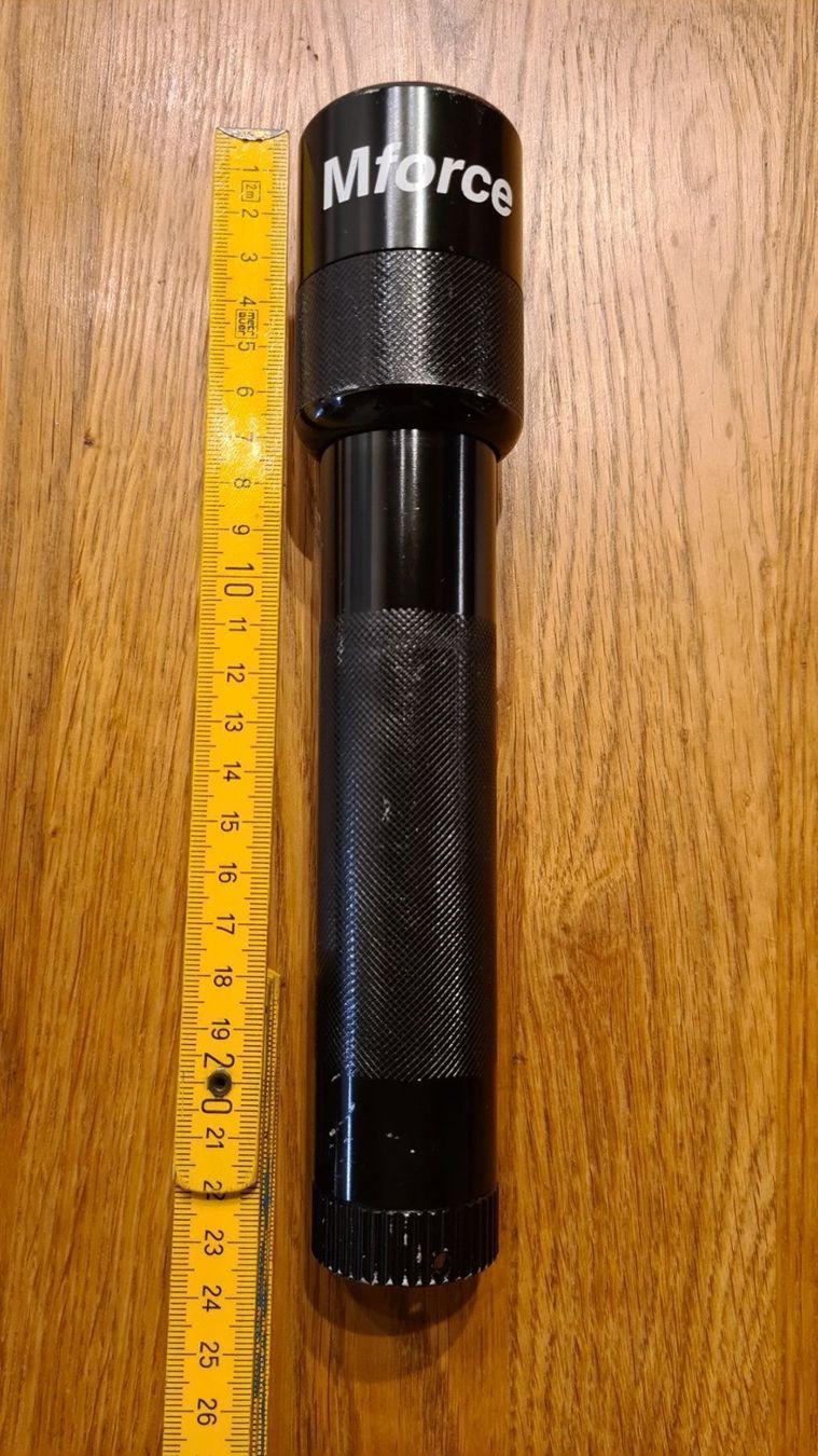 Lampen: Mforce Taschenlampe – Gebraucht aus Winkel von Heuresis