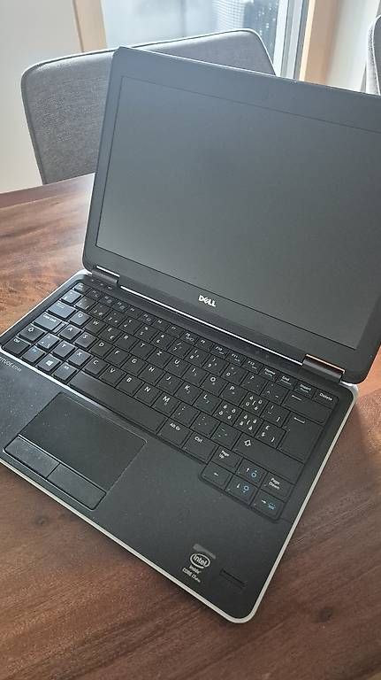 Notebook: Dell Laptop 12 Zoll – Usato da Basel venduto da redzmaja 1