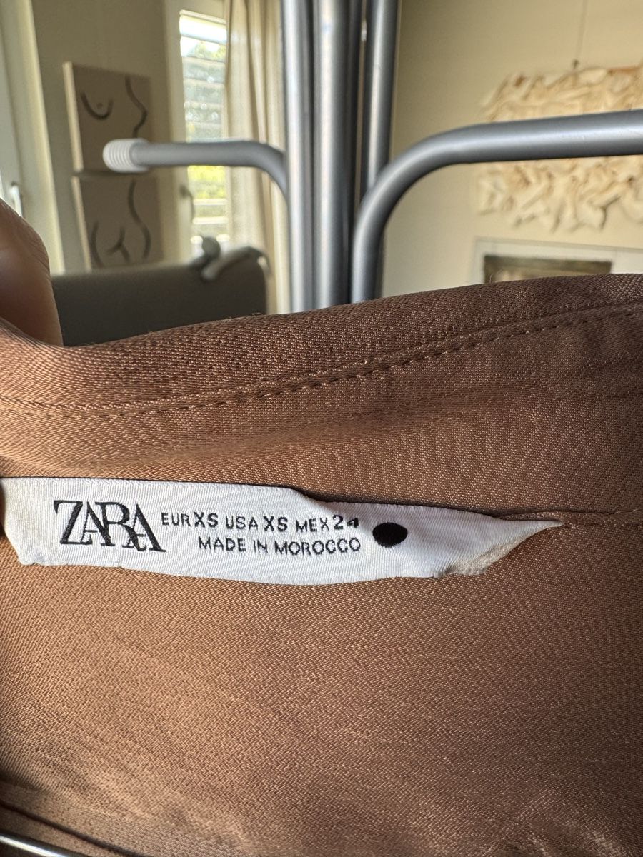 Zara Blusen: Satin Bluse Zara Bronze Gr. S – Gebraucht aus Küsnacht ZH von pup_culture 2