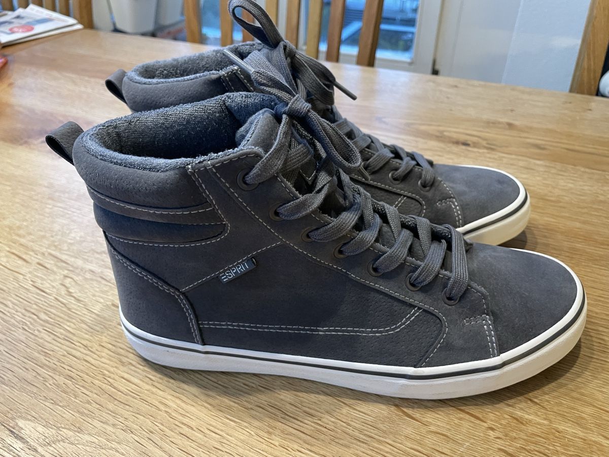Esprit Herrenschuhe: Schuh Original Esprit Grösse 41 – Gebraucht aus Zürich von piervier4 1