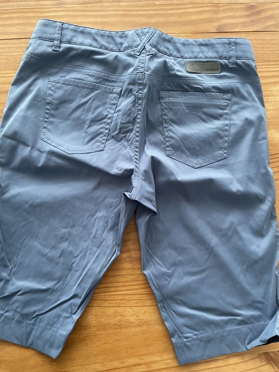 Pantaloni: Golf Shorts blau von Alberto – Usato da Düdingen venduto da remer1 1