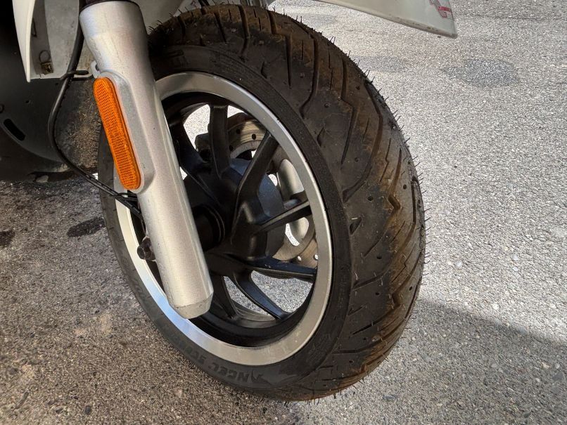 Kymco Scooter: Roller KYMCO New Like II 50 45km/h – Usato da Faulensee venduto da chr_5mly 5