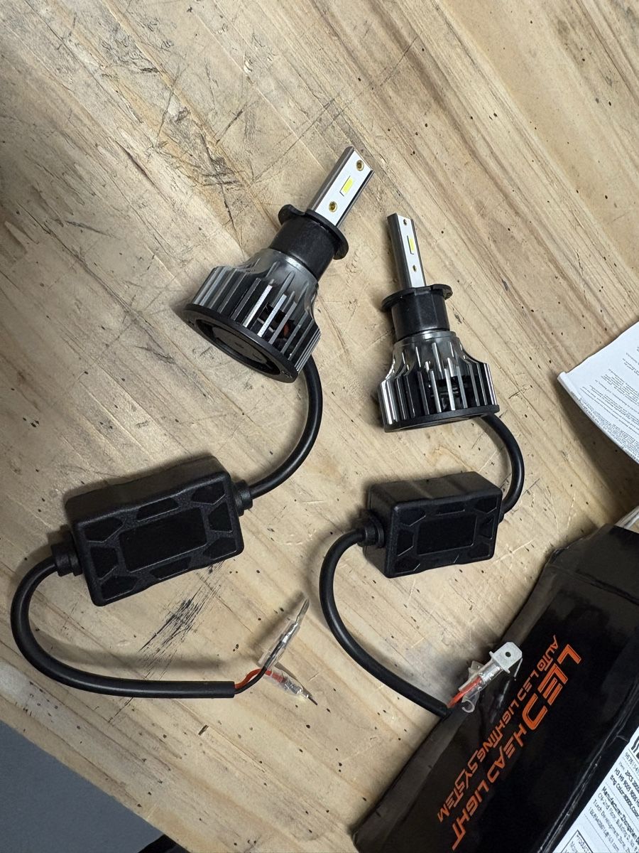 Accessori per altri veicoli: Neue H3 Auto LED Scheinwerfer - Heyword , Top! – Nuovo e nell'imballaggio originale da Steffisburg venduto da muffin1990 2
