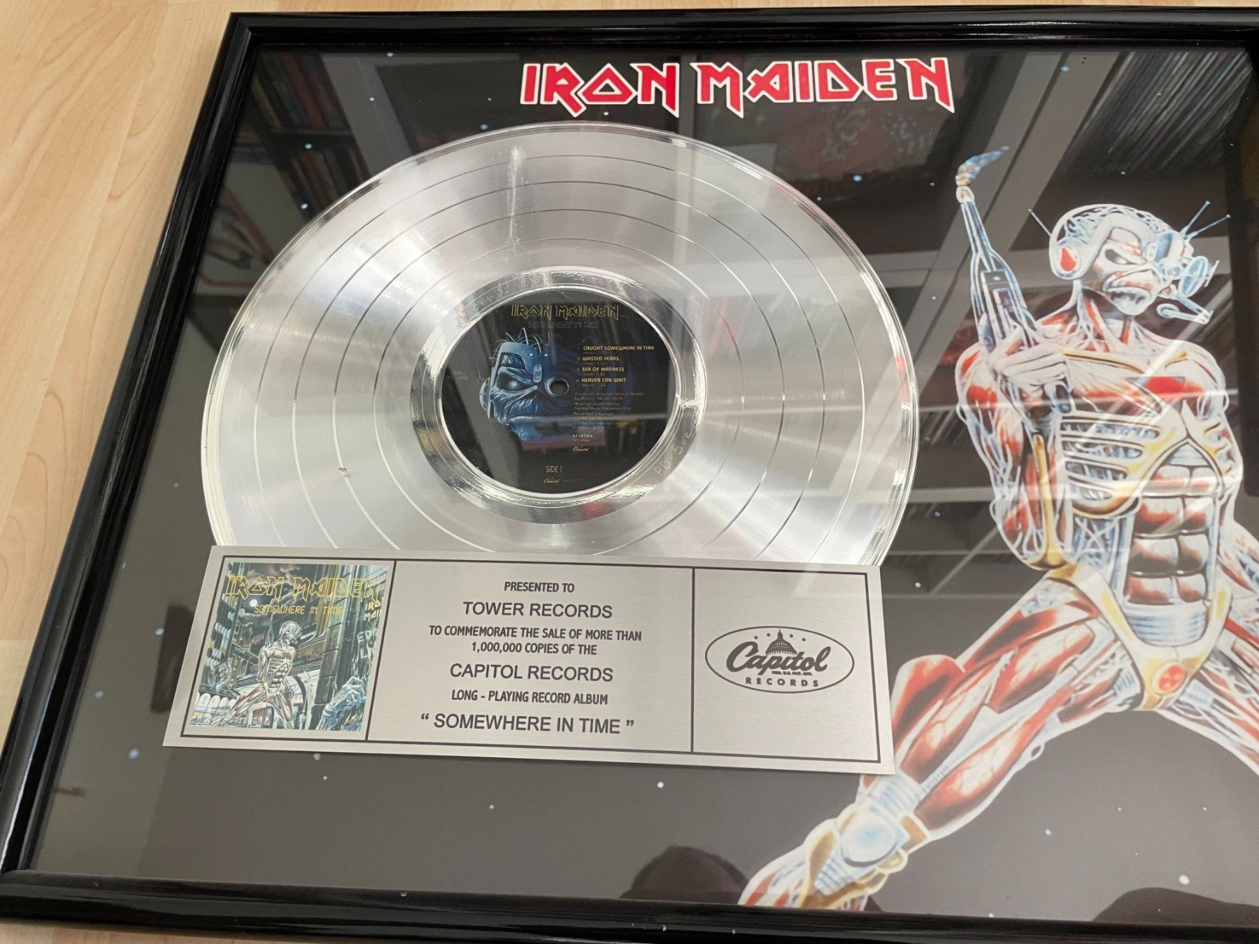 Dischi in vinile: Iron Maiden Somewhere In Time Award Vinyl – Usato da Endingen venduto da Oermi 1