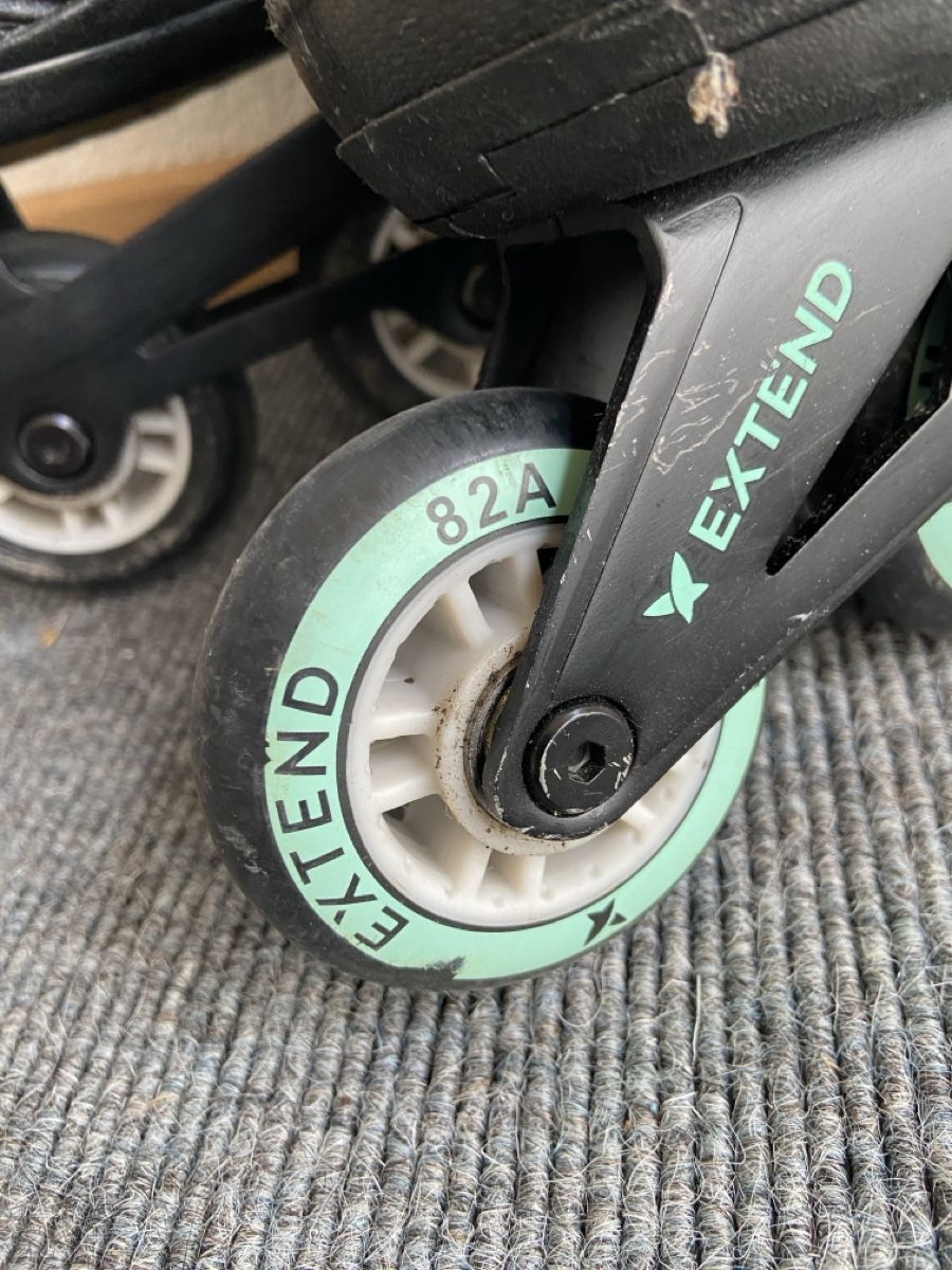 Pattini in linea & Pattini a rotelle: Inlineskates Extend Grösse 35-38  – Usato da Mols venduto da Dero21 1