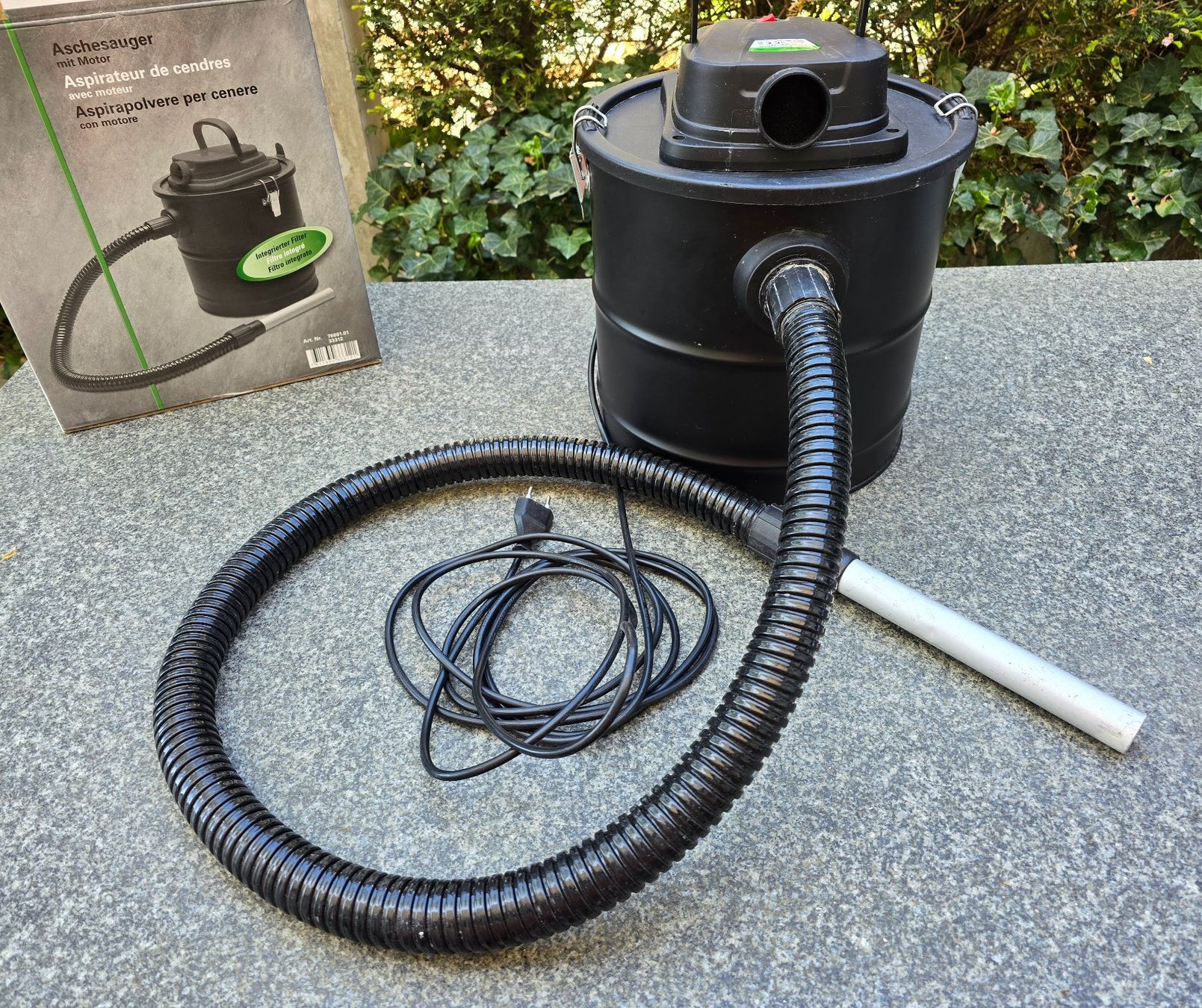Aspirapolveri & Accessori: Aschesauger 18Lt mit 1200W – Usato da Arlesheim venduto da bebbirofo01 2