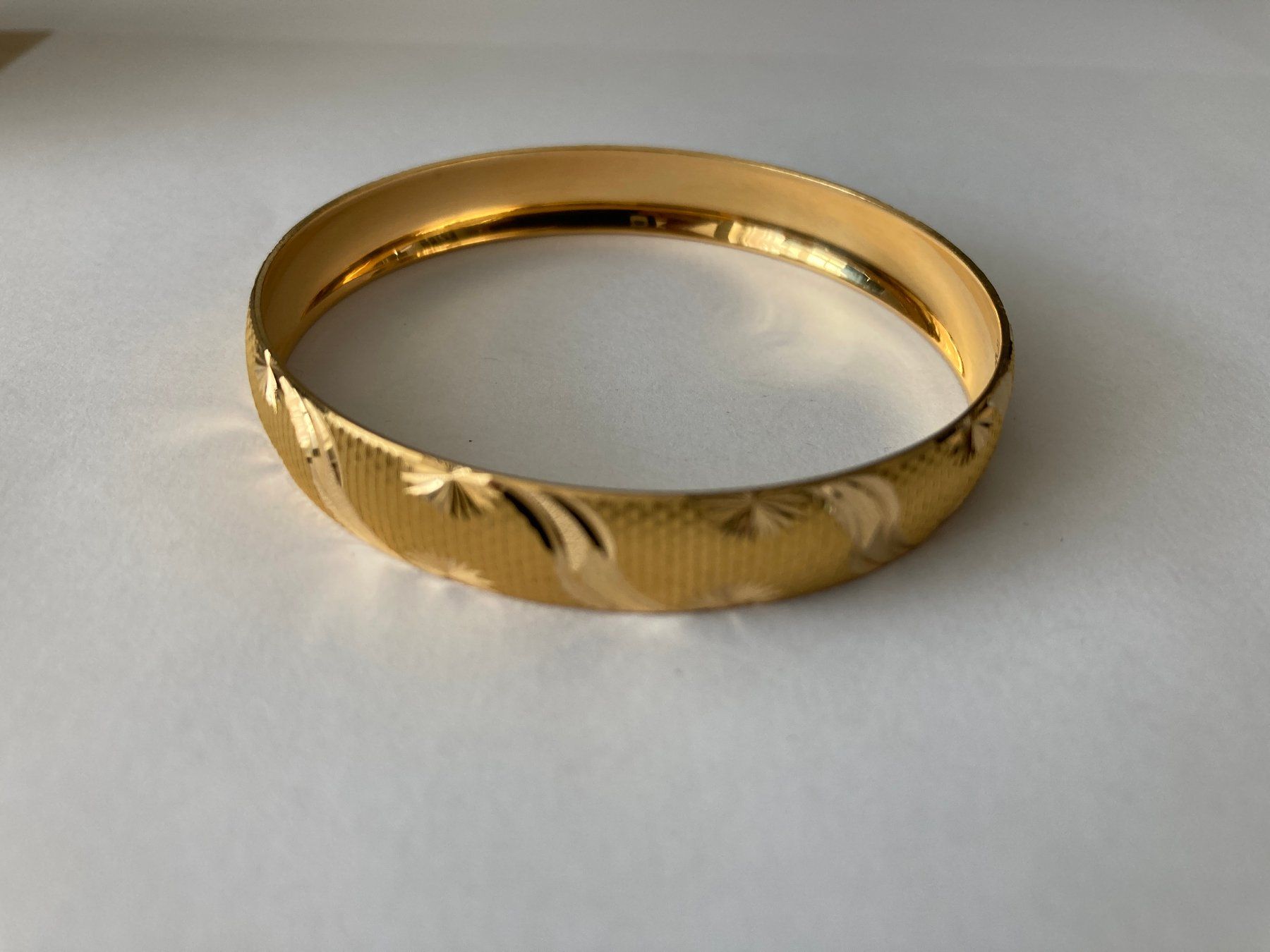 Armbänder & -reifen: Armreif - Bangle in Gold 916 – Neu (gemäss Beschreibung) aus Rotkreuz von Blackinman60 1