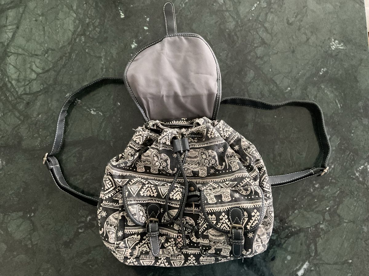 Borse & Zaini: Rucksack mit Elephanten Motiv – Usato da Perlen venduto da b.b10 1