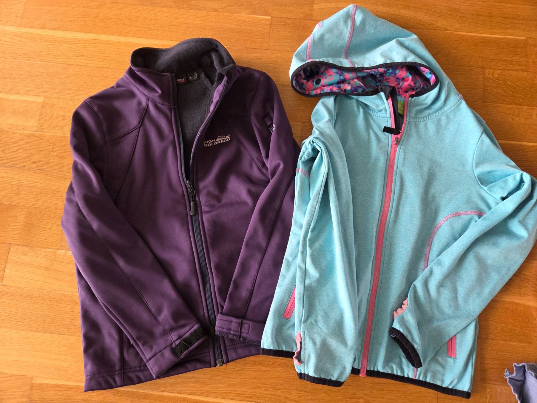 Lotti & Set di vestiti: Jacken Pulli Gr 134 / 140 – Usato da Port venduto da Darialina 1