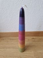 Weinachtskerze mehrfarbig Höhe ca. 30 cm.