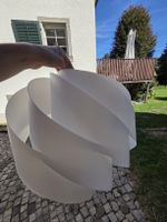 Deckenleuchte Kunststoff weiss geschwungen gebraucht