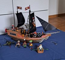 Playmobil Piratenschiff mit Insel und Zubehör Konvolut