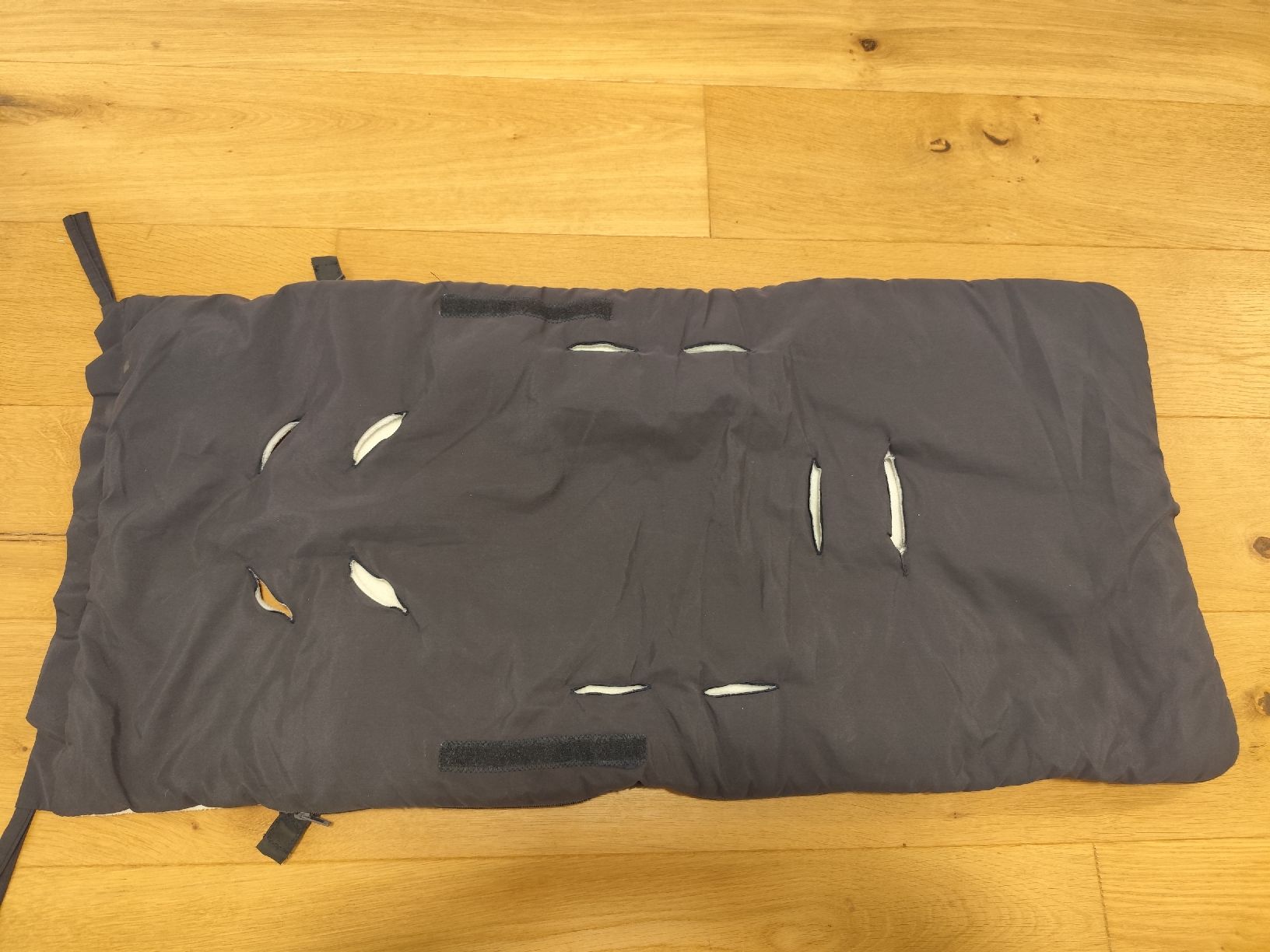 Sacchi a pelo: Vertbaudet Kinderwagen Fusssack Herbst/Winter – Usato da Hellbühl venduto da 30R_R30 1