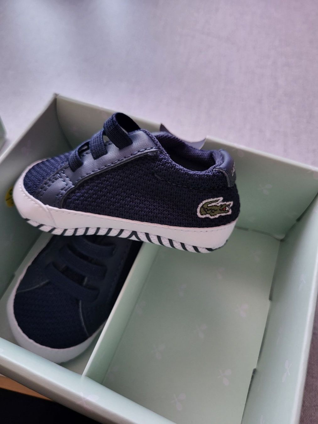 Scarpe per ragazzi: Baby Schuhe Lacoste – Nuovo e nell'imballaggio originale da Niederglatt ZH venduto da Icaro7