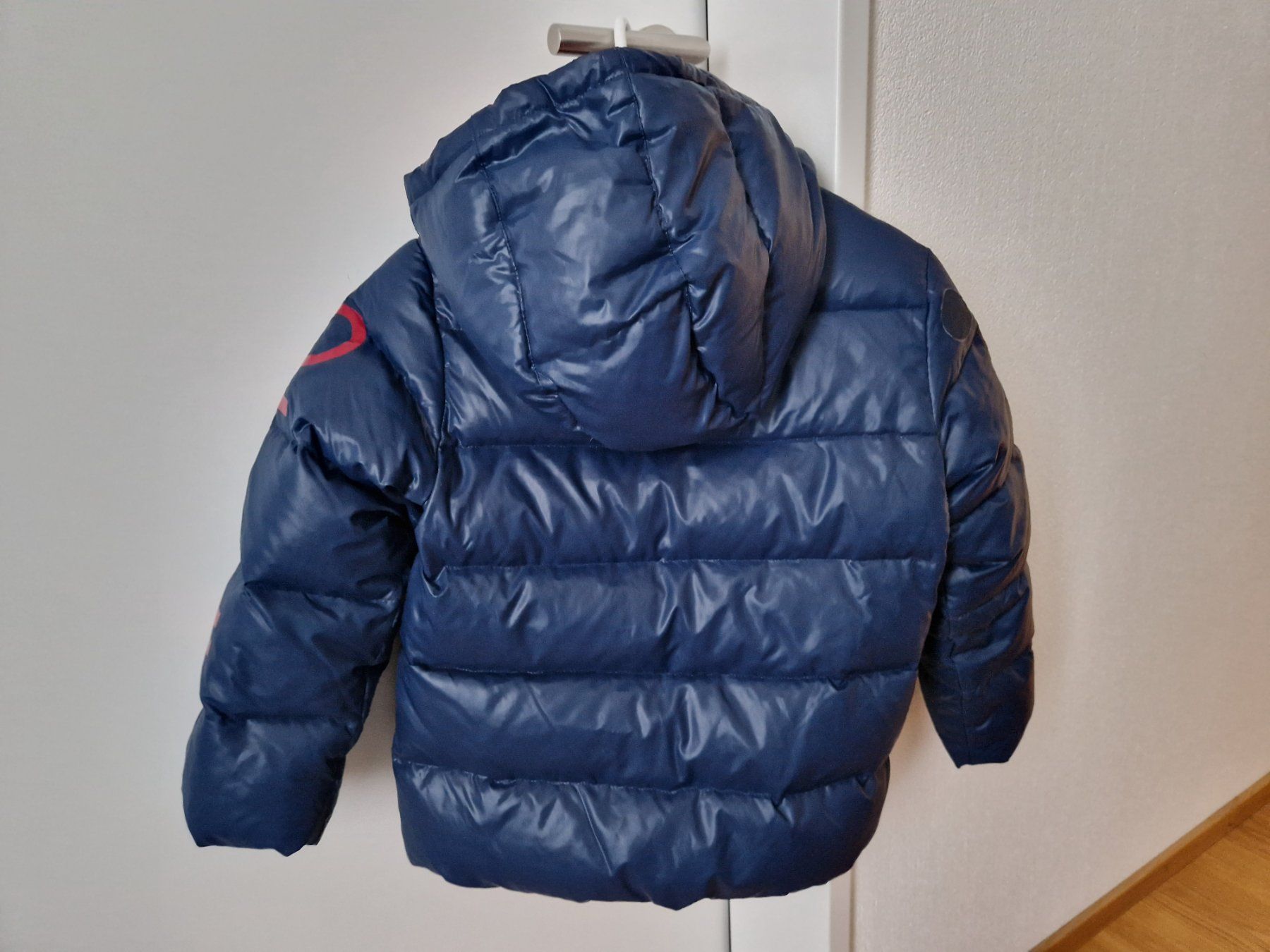Benetton Jacken & Mäntel: Winterjacke Benetton Gr. 120 Daunen – Gebraucht aus Davos-Dorf von Bpelikan 1