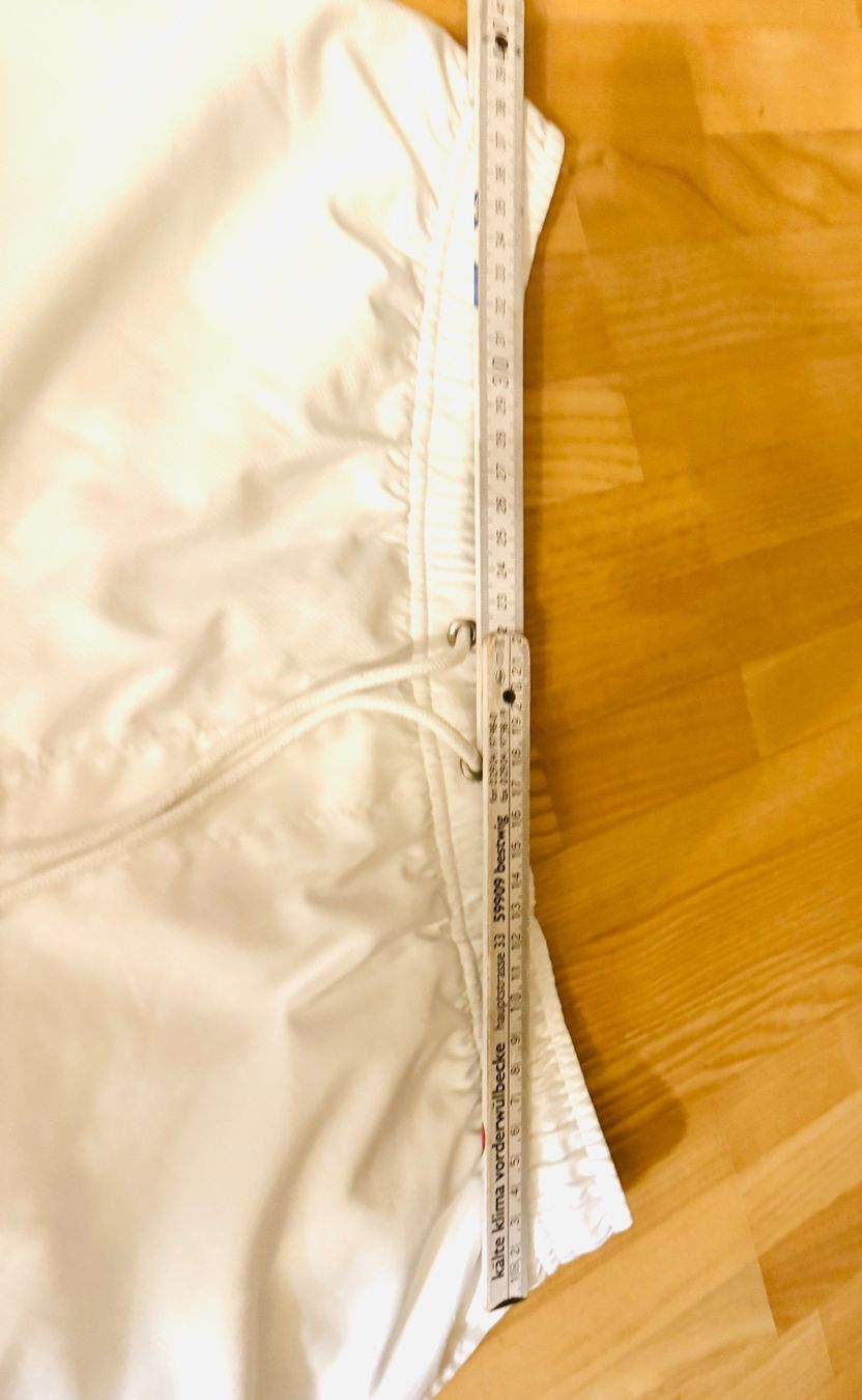 Pantaloni: Lacoste Shorts - Gr. 3 – Usato da Brüttisellen venduto da ThommyK 5