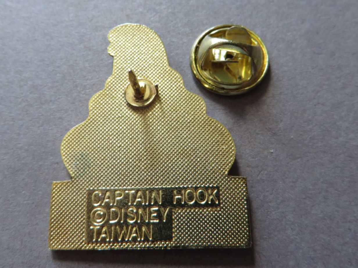 Disney Placchette & Badge: PIN, COCA-COLA, CAPTAIN HOOK DISNEY – Usato da Neuhausen venduto da luckimucki 1
