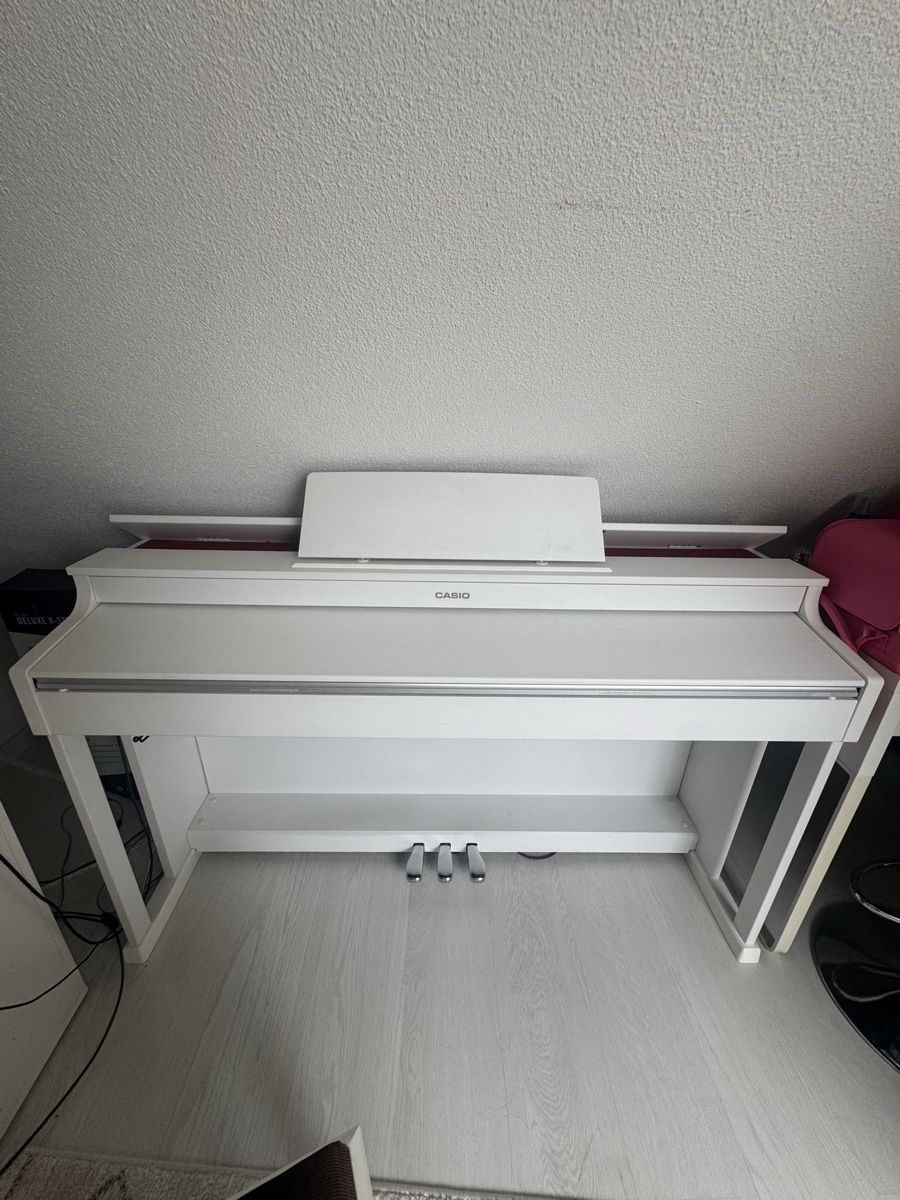 Casio Strumenti musicali: Casio Ap-470 weiss – Usato da Menznau venduto da mar_lc66 2