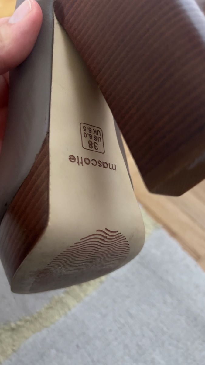 Damenschuhe: Stöckelschuh gr38 elegant sehr hoch – Gebraucht aus Pratteln von nt.geschenkshop 4