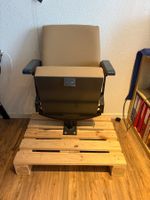 Kino Sitz mit Armlehnen braun guter Zustand