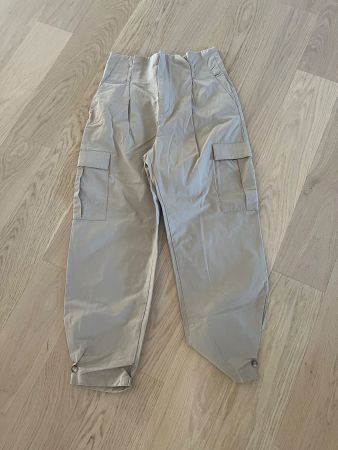 Zara Hose, Grösse S