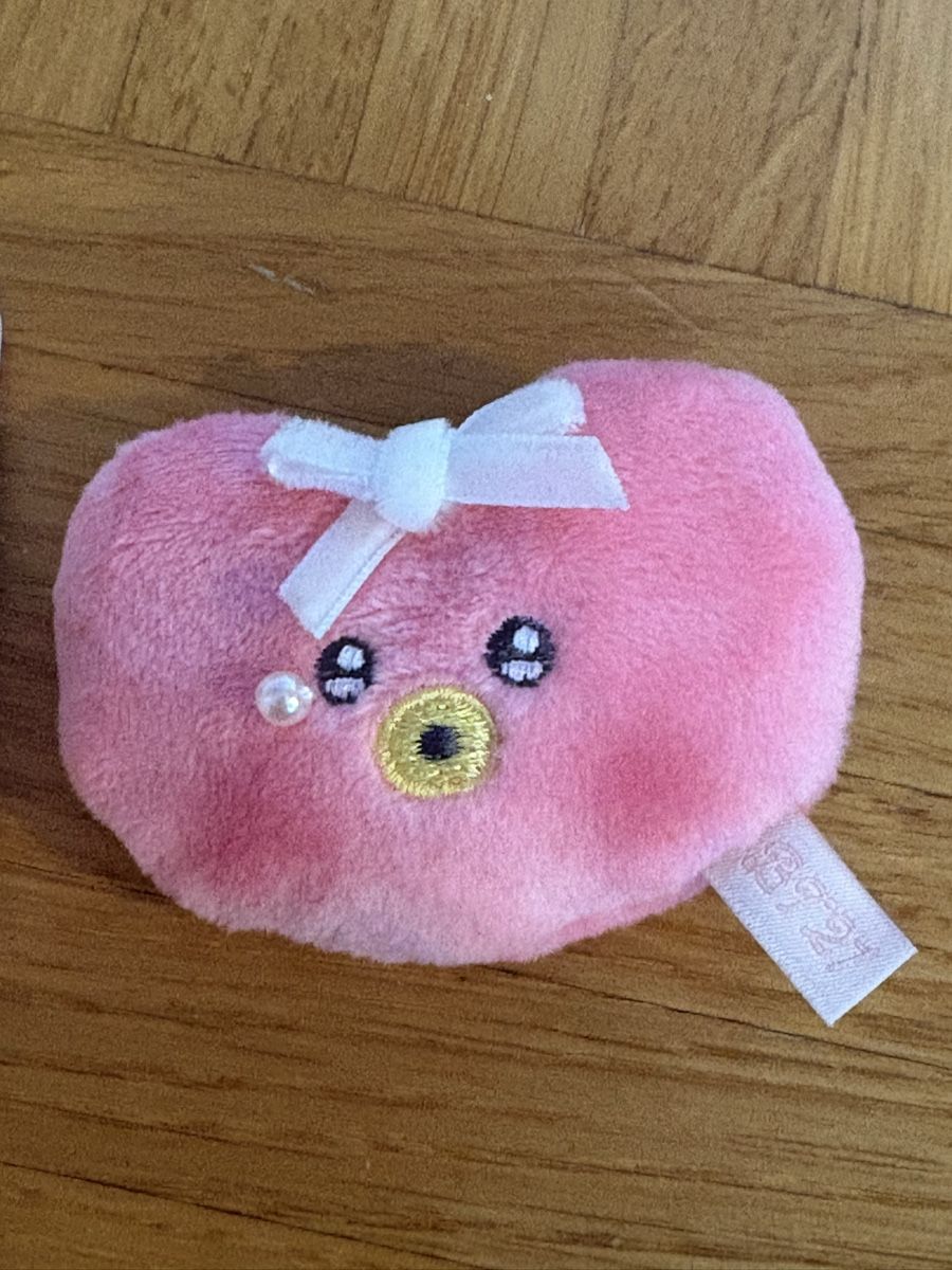 Giocattoli: BT21 plush hair pin – Nuovo (secondo la descrizione) da Therwil venduto da nin_n9zp 1
