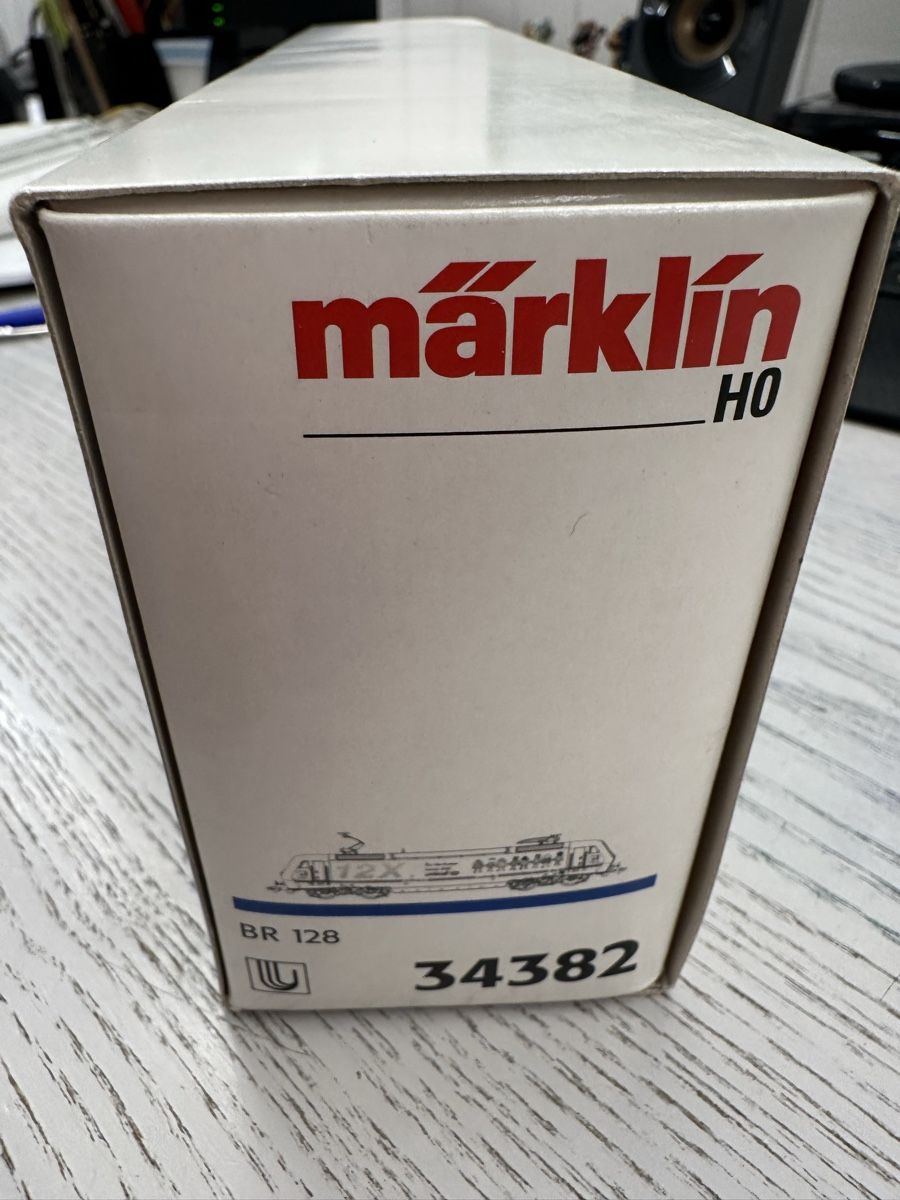 Märklin Trains électriques: Märklin 34382 DB BR 128 UNICEF digital – D'occasion à Lupsingen par New-Haven 6