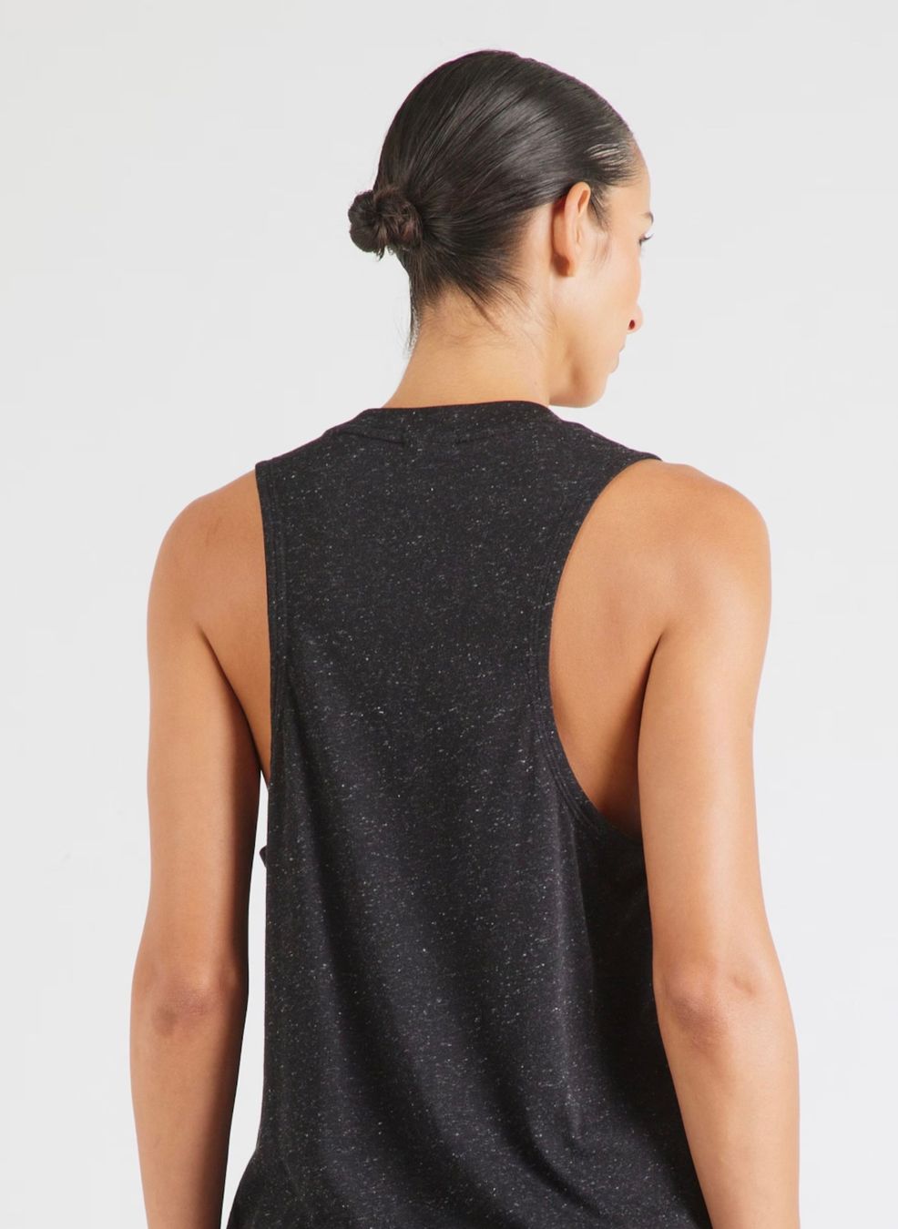 Adidas Top: Adidas Training Top – Nuovo (secondo la descrizione) da Horgen venduto da sophiaric