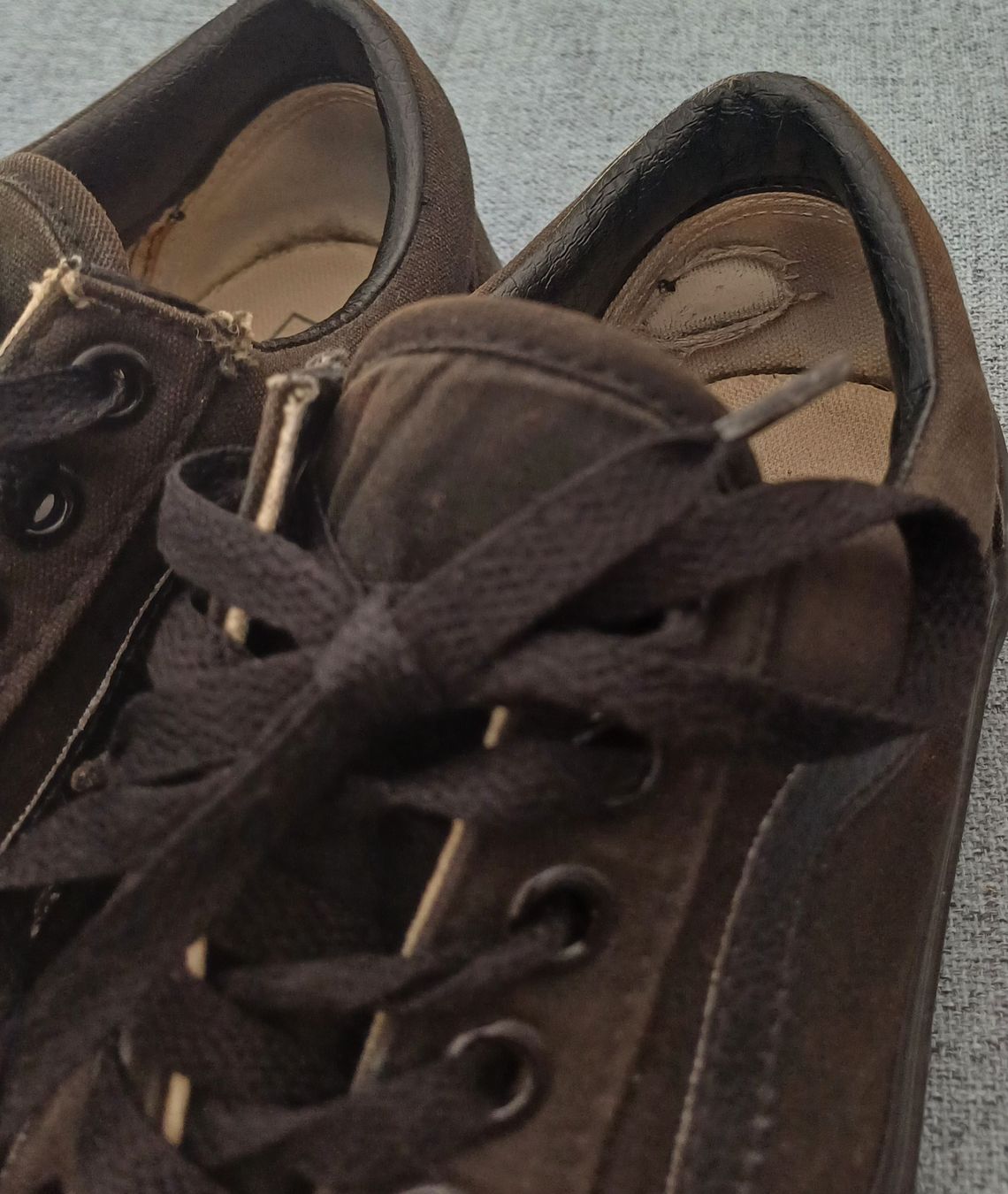 Vans Herrenschuhe: Vans Sneaker schwarz 40.5 – Gebraucht aus Weinfelden von LAUI2 1