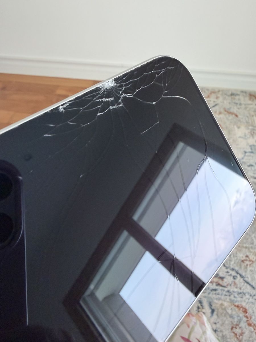 Apple Telefoni cellulari / Smartphones: iPhone 17 Pro Max 512 GB cracked screen  – Usato da Mies venduto da LeylaMa 3