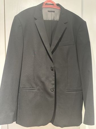 Sisley Herren Anzug, Grösse 54, Blau Gestreift, Top Zustand!