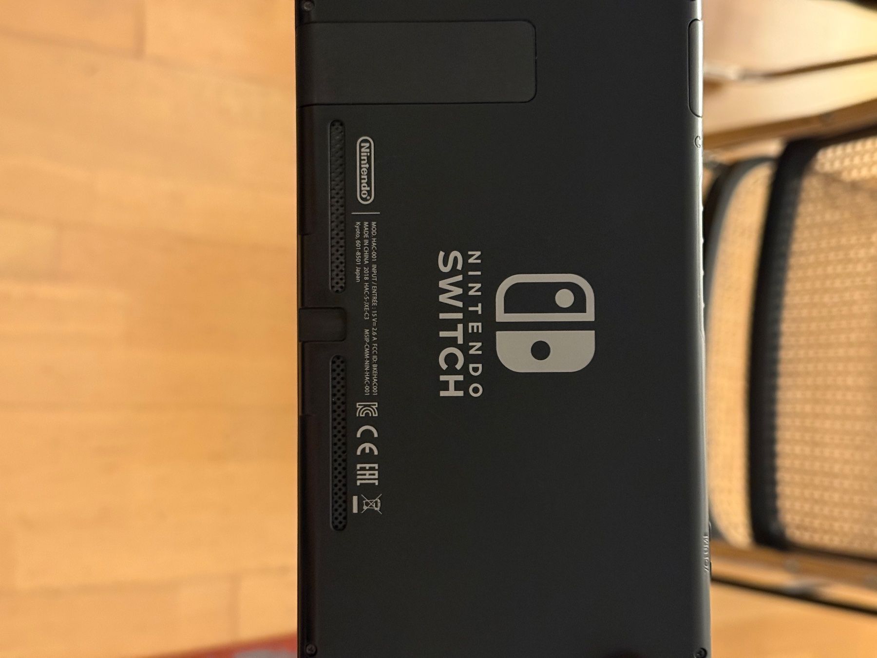Nintendo Consoles: Nintendo Switch mit Zubehör – D'occasion à Zürich par fabioc03 4