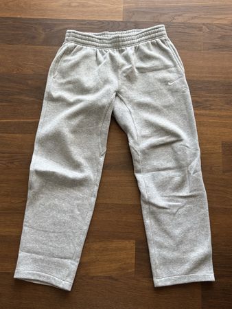 Nike Jogginghose Openleg Grau