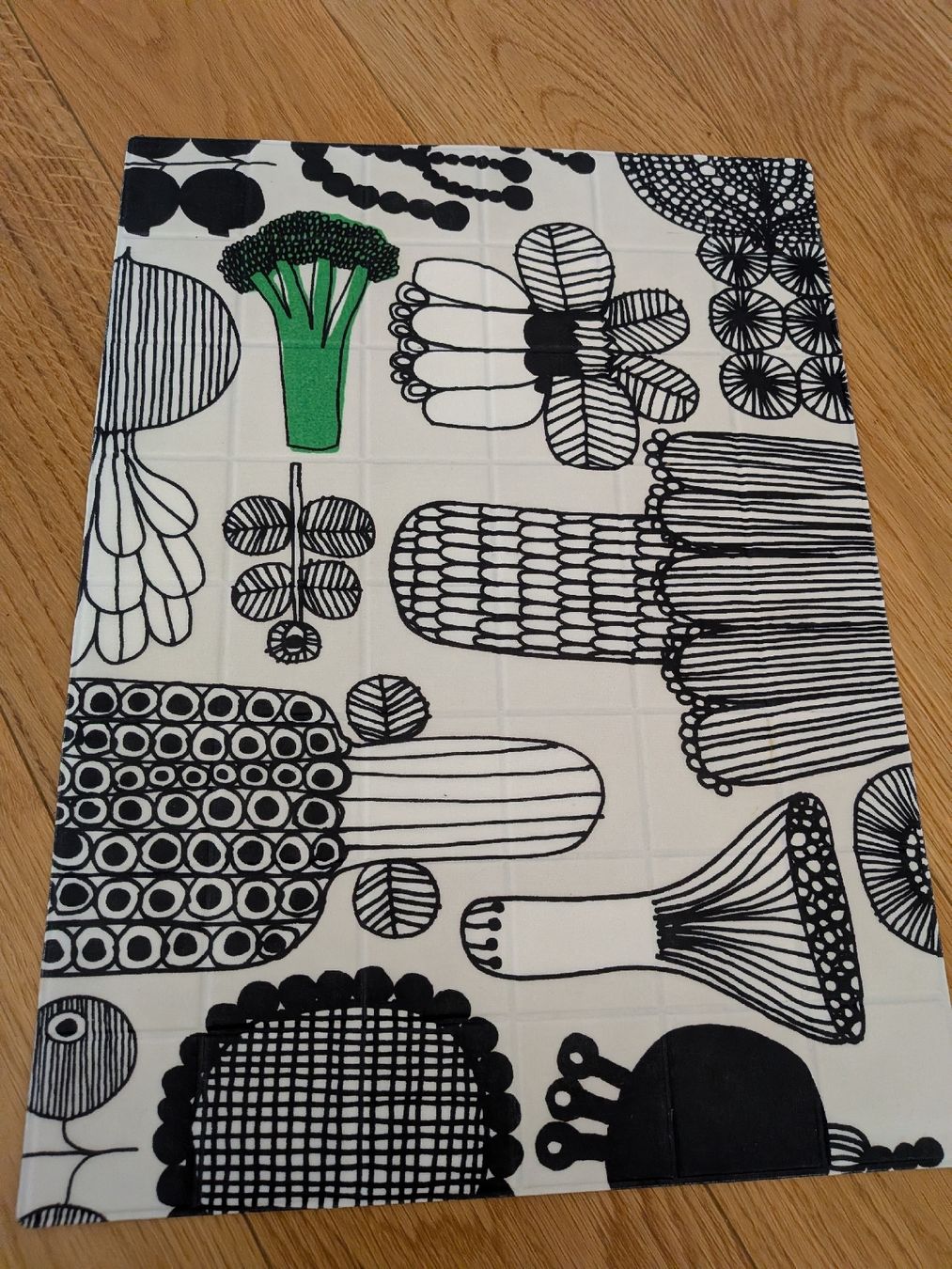 Untersetzer: Tischset Marimekko 4er Set schwarz weiss – Gebraucht aus Winterthur von Prishy 4