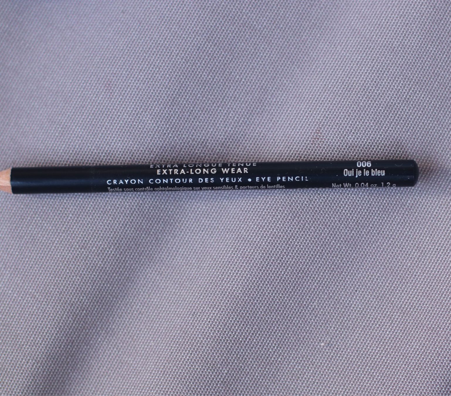 Make-up: crayon pour les yeux bourjois bleu neuf – Usato da Genève venduto da Saleena 2