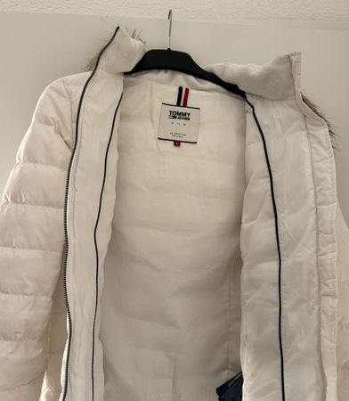 Original Tommy Jeans Winterjacke Weiss mit Kunstfellkapuze