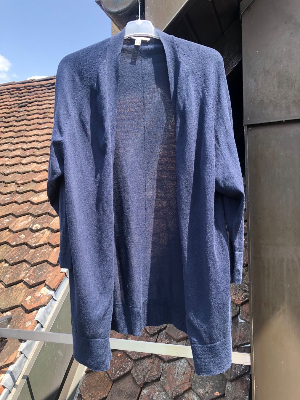 Esprit Giacche: Leichte Esprit Strickjacke Gr. XS/S – Usato da Solothurn venduto da See203