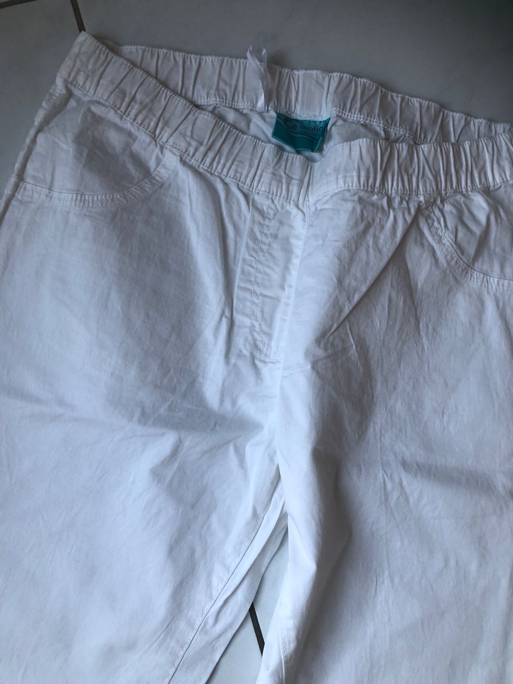 Pantaloni: Sommerhosen Gr 44/46 – Usato da Zell ZH venduto da Guffos 1