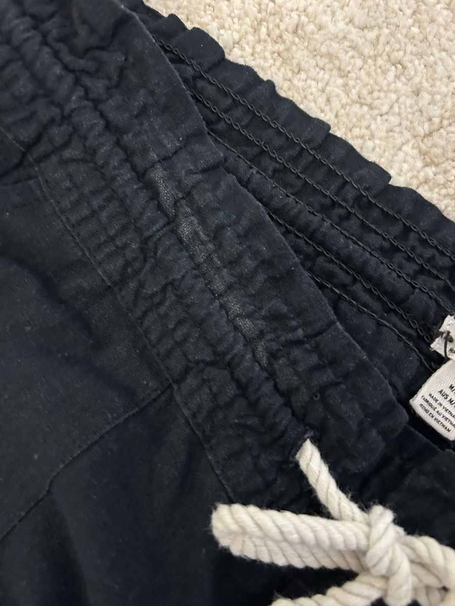 Roxy Hosen: roxy black linen pants with drawstring waist and pockets  – Gebraucht aus Dietlikon von leaaasells 3