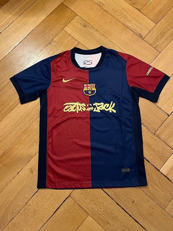 FC Barcelona Maillots de corps & Pantalons: FC Barcelona Trikot – D'occasion à Zürich par Arch2