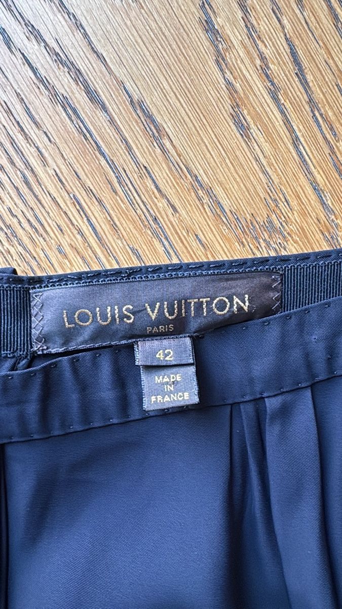 Louis Vuitton Gonne: Jupe Louis Vuitton – Usato da Montreux venduto da princessleia 2