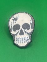 Pin Totenkopf
