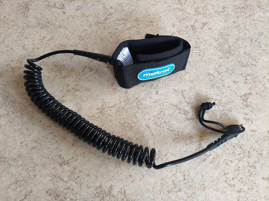 Mistral Tavole da surf e di nuoto: Mistral Basic SUP Boardleash  Leash 243 cm, NEU unbenutzt – Nuovo e nell'imballaggio originale da Glattfelden venduto da mmuehlemann74