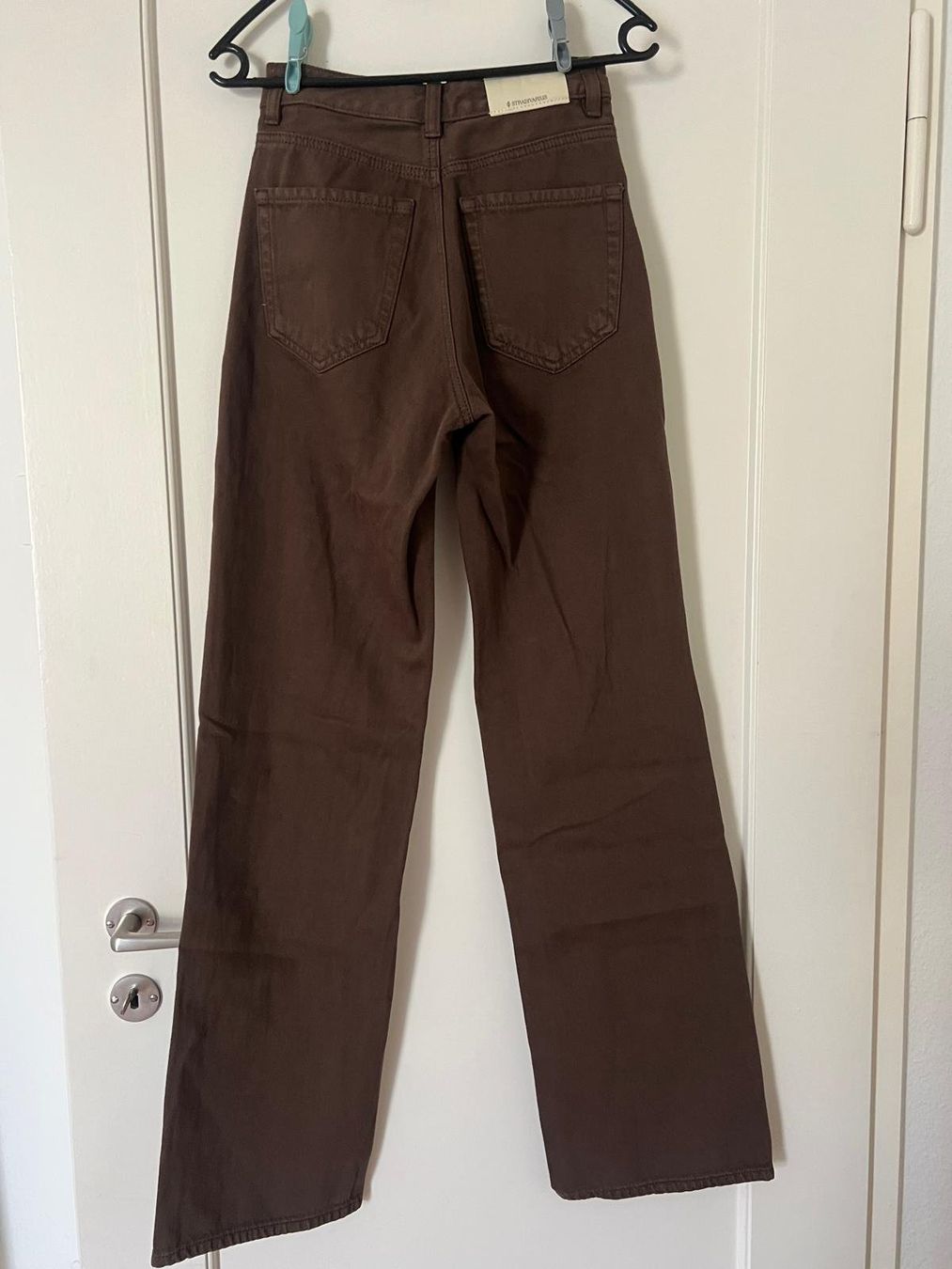 Stradivarius Jeans: Braune Jeans, D92 von Stradivarius, Grösse 32 – Usato da Wabern venduto da now_zf6f 1