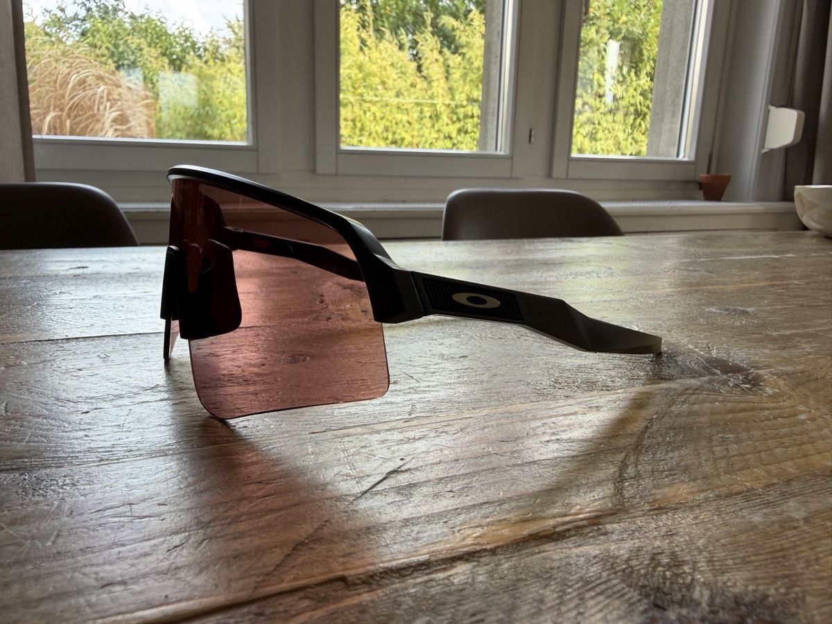 Oakley Lunettes & Verres: Oakley Sutro  – D'occasion à Aarau par Marylou90 2