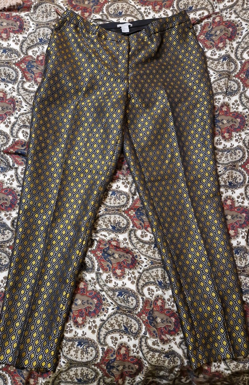 H&M Pantaloni: Gerade gold-grau-schwarz genusterte Hose – Nuovo (secondo la descrizione) da Oberengstringen venduto da Sheera7