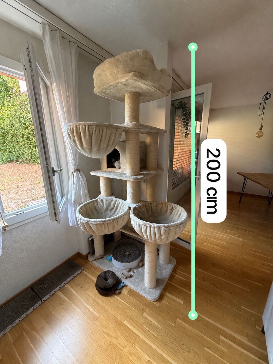 Tiragraffi: Grosser Katzenbaum  – Usato da Einigen venduto da Leve114